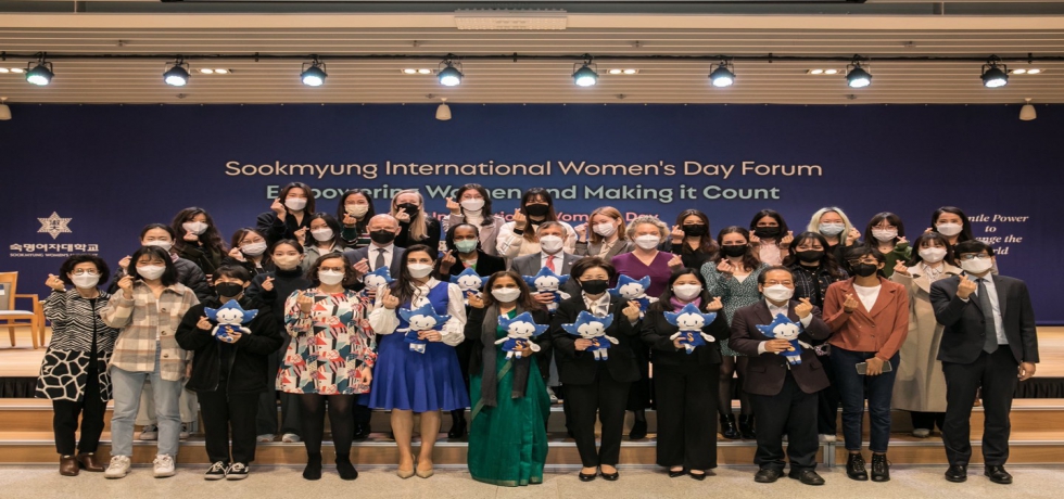 Ambassador Ms. Sripriya Ranganathan participated in Sookmyung Women’s University International Women’s Day Forum on 8 March 2022, Seoul