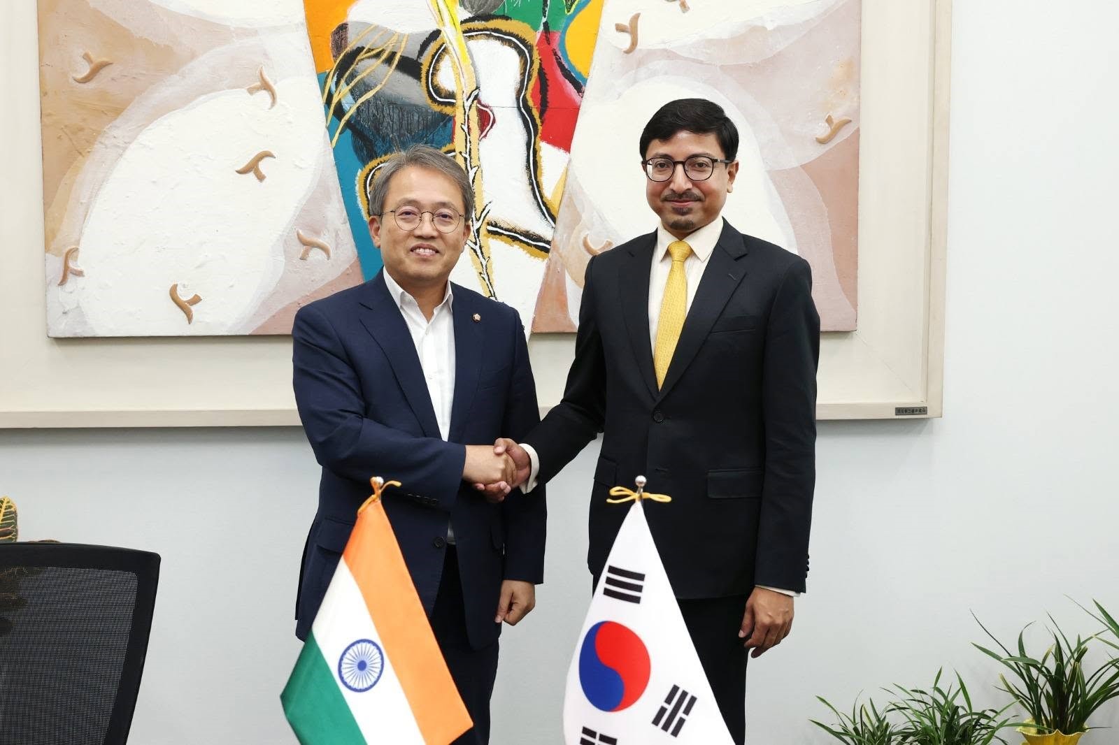 Ambassador met the Rep. Song Ki-heon, Chairperson of Science and ICT and Broadcasting and Communication Committee on 02 September 2026