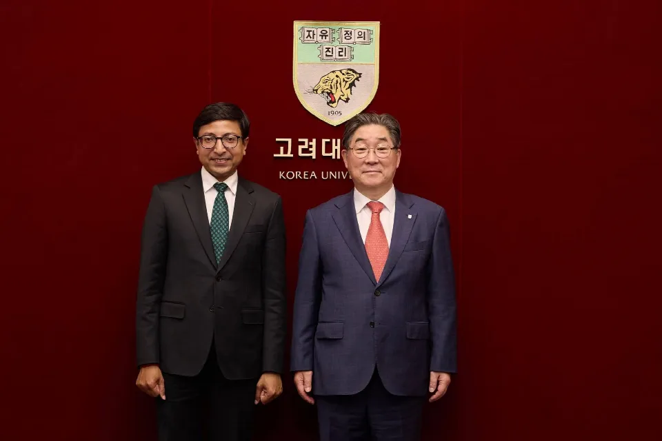 Ambassador met with the President of Korea University, Mr. Kim Dong-one on 6 October 2026.