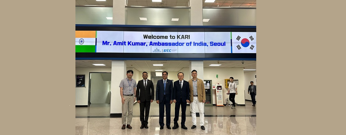 Amb Amit Kumar met Dr. Sang-Ryool Lee, President of Korea Aerospace Research Institute (KARI)