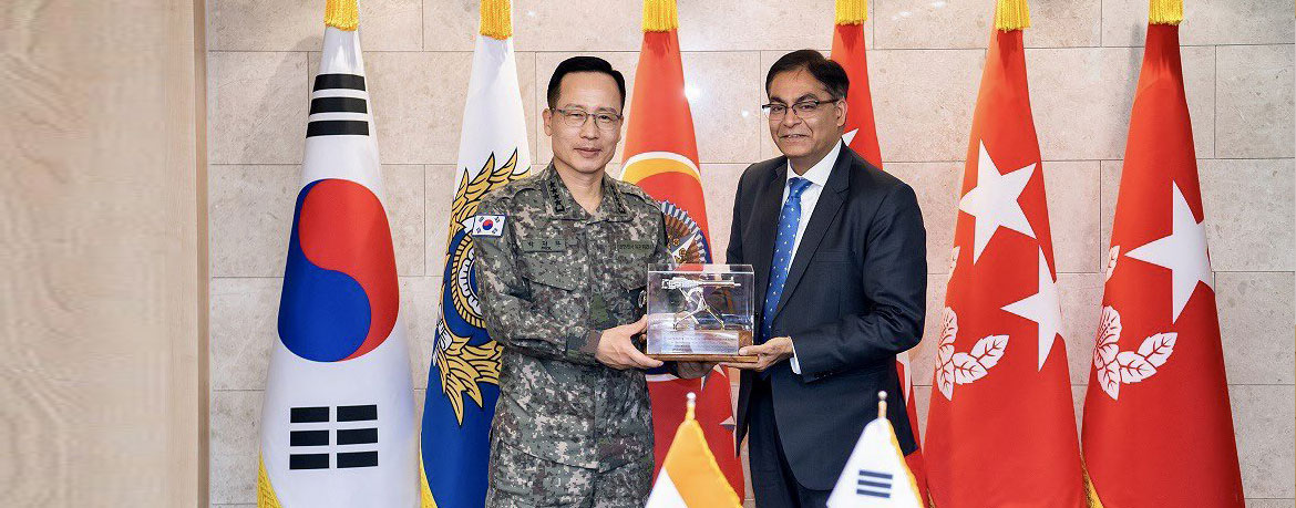 Amb Amit Kumar met ROK Army Chief, General Park Jeong-hwan