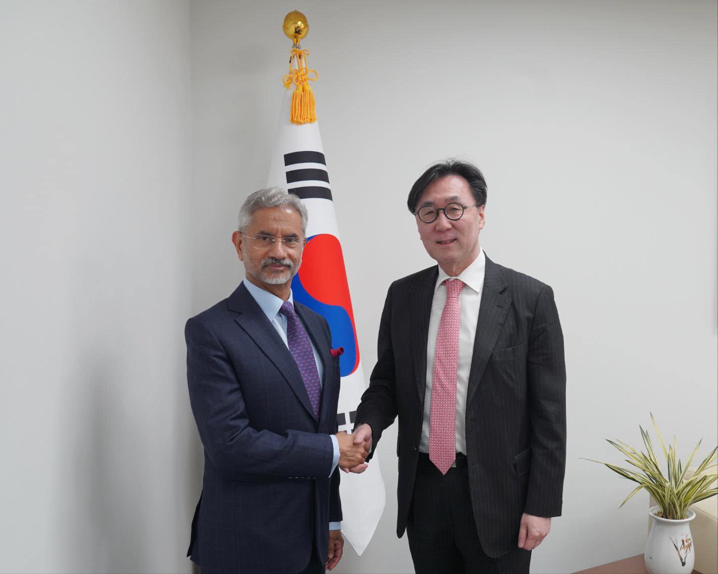 EAM Dr. S.Jaishankar met Mr Chang Ho-jin, Director, National Security Office; 05 March 2024